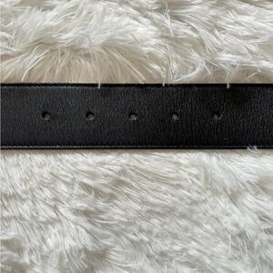 Authentic Gucci belt Marmont black leather gold buckle